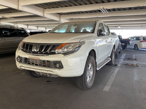 Mitsubishi L200 2.5 Di-d Cabina Doble 4x4 Mt