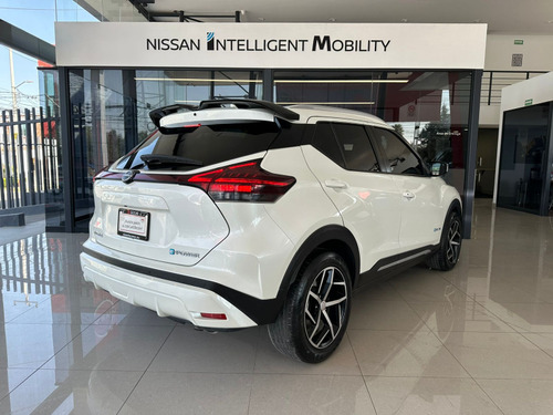 Nissan Kicks 5 pts. Exclusive e-Power, E-REV, TA, piel, RA-17