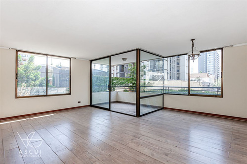 Departamento En Venta De 3 Dorm. En Las Condes