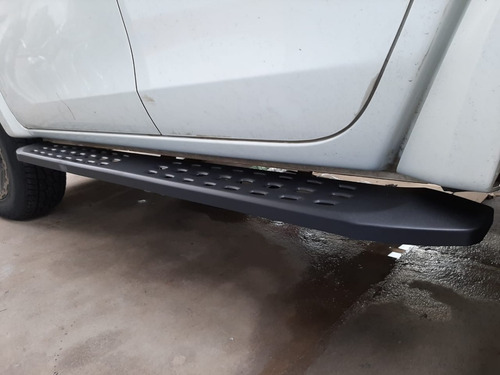 Imagen 2 de 4 de Estribos Modelo Raptor L200 / Dmax / Ranger / Hilux / Amarok