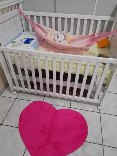 Rede De Berço Para Bebê Rosa Trabalhada Confortável Macia