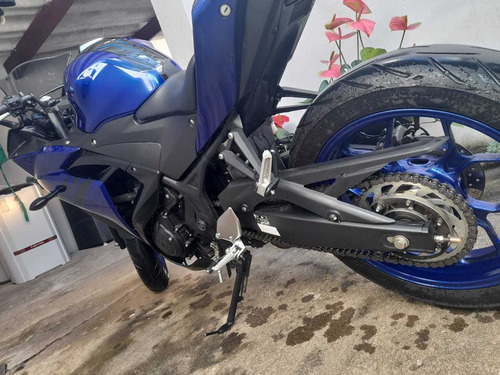 Yamaha R3