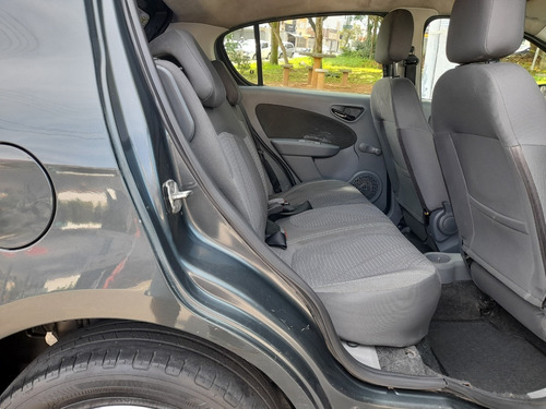 Imagem 7 de 13 de Fiat Palio Attractive 1.0 2013 Completo Impecavel