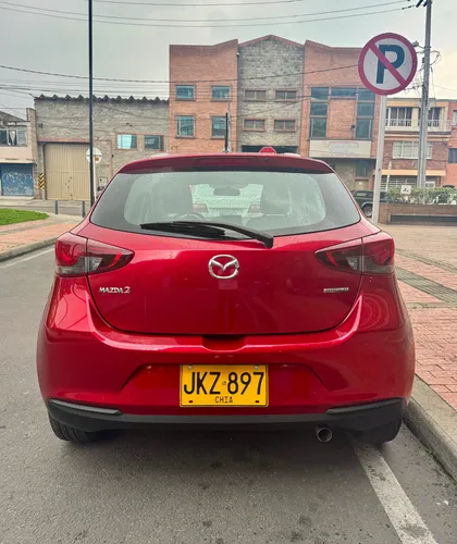Mazda 2 Hatchback AUT SALVAMENTO