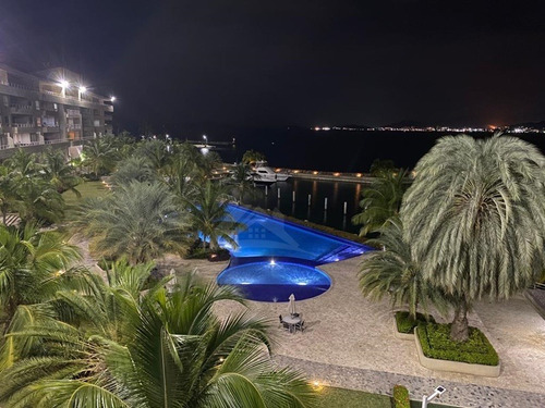 Imagen 8 de 12 de Se Alquila Apartamento En Club De Playa Marina & Spa