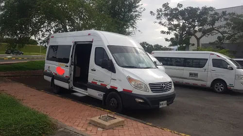 Buseta De 18 Personas 2 Dueños Todo Original