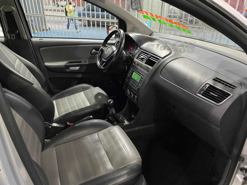 Volkswagen Crossfox 2015 1.6 16v Msi Total Flex 5p