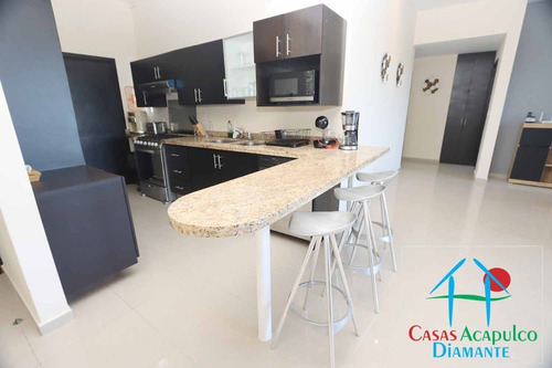 Imagen 13 de 30 de Cad Pacífico Diamante Vela 102. Terraza Con Vistas A Los Jardines Y Albercas