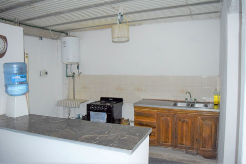 Imagen 9 de 30 de 138 E 11 Y 13. Casa De 3 Dormi En Venta Punta Lara
