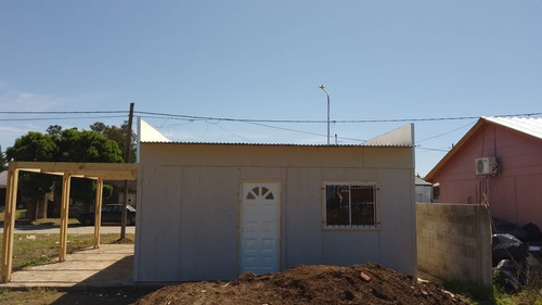 Pre Fabricada Monoambiente 25 M2 Estilo Minimalista