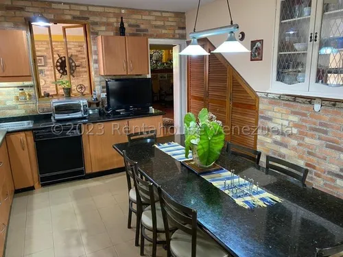 Casa En Venta El Cafetal 24-75