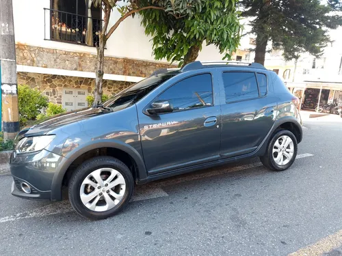Renault Stepway 1.6 Dynamique / Intens Automática
