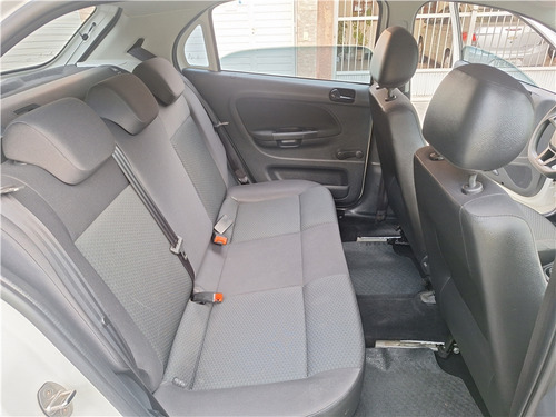 Volkswagen Gol 1.0 12V MPI TOTALFLEX 4P MANUAL