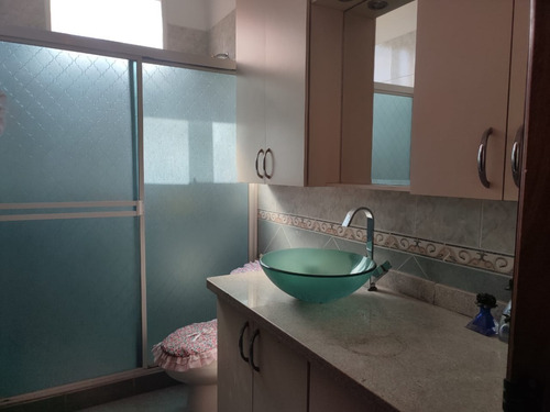 Imagen 14 de 28 de Mariaestela Boada, Vende Excelente Apartamento En Lecheria. 04248354464