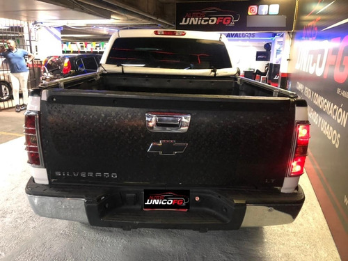 Imagen 2 de 4 de Chevrolet Silverado Doble Cabina