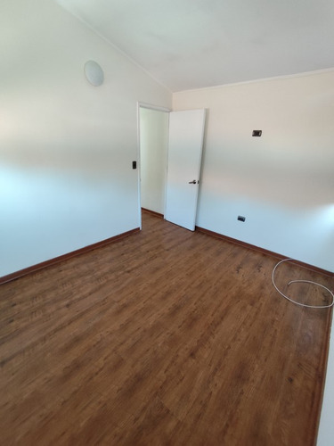 Se Vende Hermosa Casa En Loteo Las Hacienda Las Vizcachas..