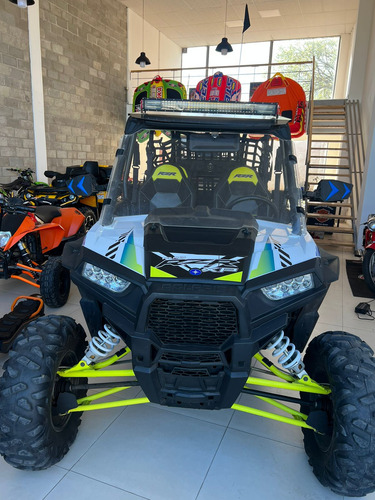 Polaris Rzr 1000 4 Plazas