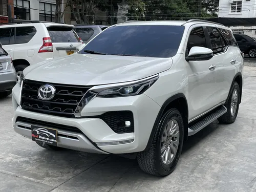 Toyota Fortuner 4.0l Srv Tp 4000cc 7ab 4x4 Tc