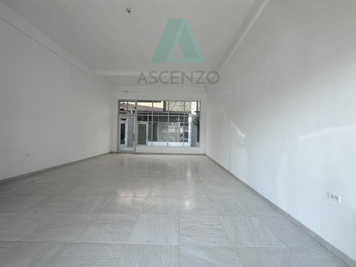 Venta De Local En Plaza Guadalupe, Gracha