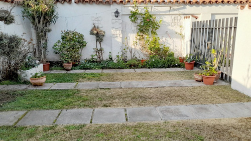 Imagen 18 de 20 de Se Vende Linda Casa Para Remodelar En Barrio La Reina Alta