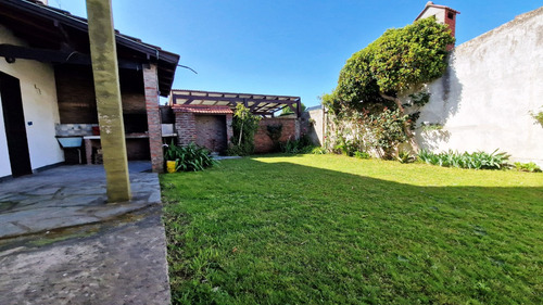 Chalet En Venta 3 Ambientes Santa Clara Del Mar - A Metros Del Mar