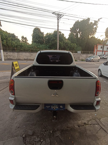 Mitsubishi L200 2.4 Triton Hls Cab. Dupla Flex 4p