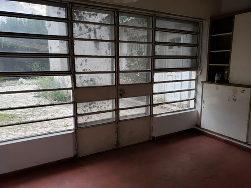 Imagen 16 de 24 de 2 Chalet En Dos Plantas Sobre Amplio Lote Ideal Dos Familias