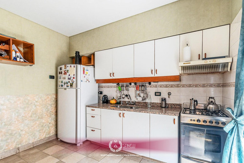 Venta Duplex Ph Tipo Casa 4 Ambientes 139m² Con Patio Jardín Parrilla 3 Baños Único En Boedo Almagro