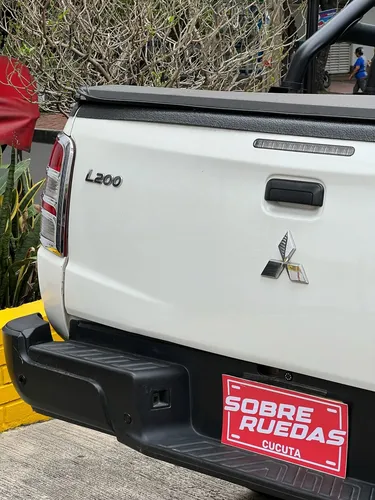 Mitsubishi L200 2.5l