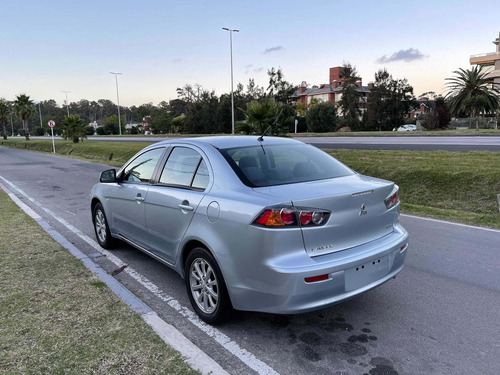Mitsubishi Lancer 2016 2.0 Gls 154cv Mt