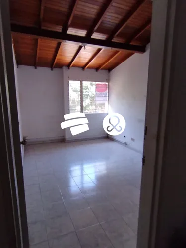 Casa Lota En Venta En Laureles Undefined Habitaciones