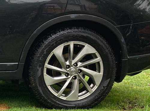Nissan X-Trail 2.5 Exclusive 3 Row Mt