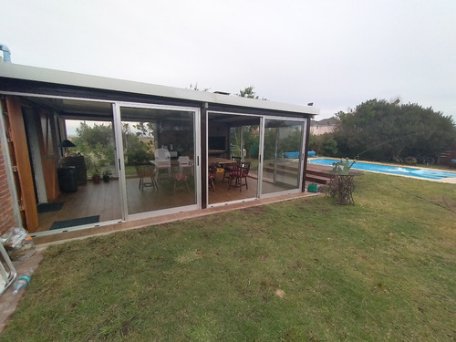 Imagen 16 de 30 de Piriapolis Con Piscina Y Jacuzzi Frente A La Playa.