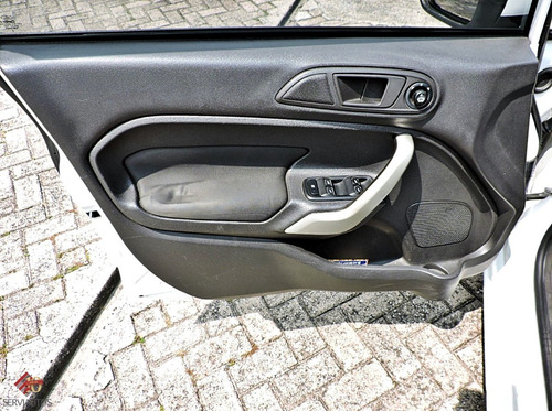 Ford Fiesta Sd Mt 1.6 2012