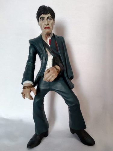 Tony Montana The Rise 25cm Scarface Mezco