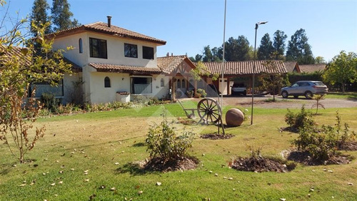 Imagen 3 de 24 de Casa En Venta De 5 Dorm. En Talagante