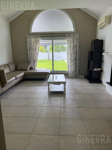 Casa En Venta Y En Alquiler En Barrancas Del Lago, Nordelta