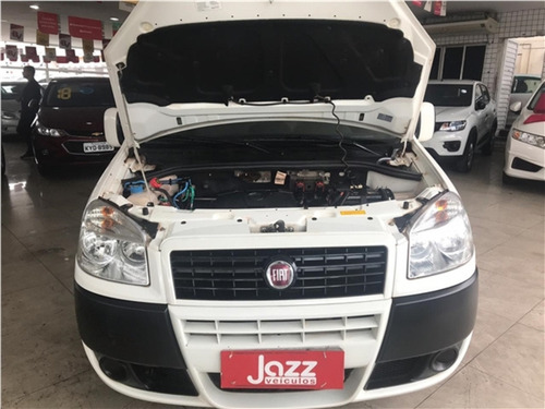 Fiat Doblo 1.8 MPI ESSENCE 7L 16V FLEX 4P MANUAL
