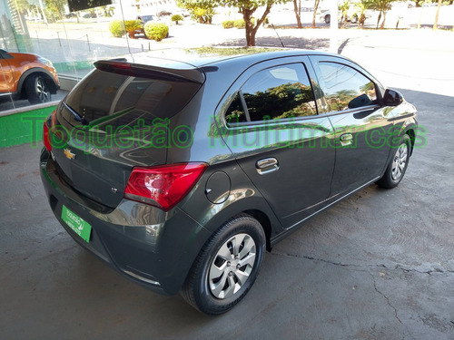 Chevrolet Onix 1.0 Mpfi Lt 8v Flex 4p Manual
