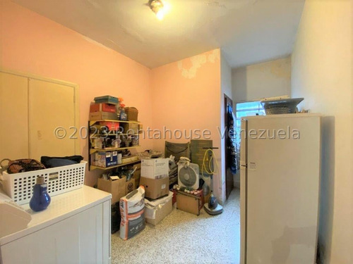Casa En Venta En La Florida Caracas 2 Niveles Terraza Vista Al Avila