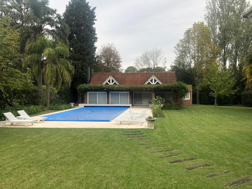 Imagen 4 de 7 de Casa - Club El Carmen Dacal Bienes Raices