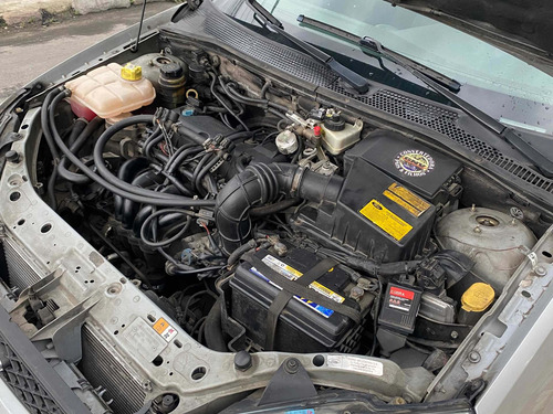 Ford Focus 1.6 Gl 5p 2005