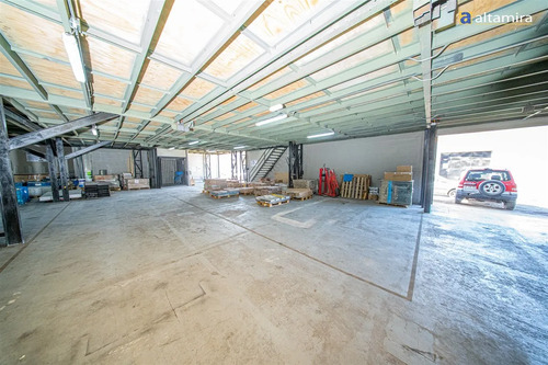 Galpon - Local Comercial En Arriendo En Iquique