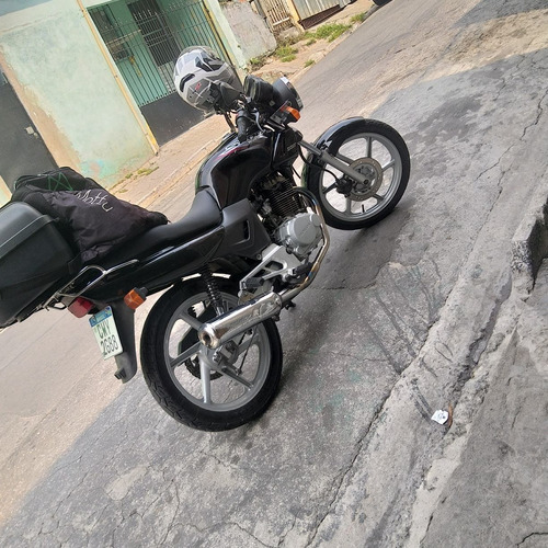 Imagem 2 de 7 de Honda Cbx 200 Strada