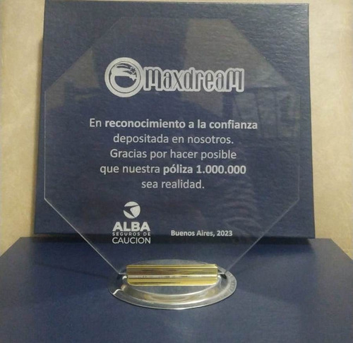 Trofeo Premio Acrílico Regalo Empresarial Económico