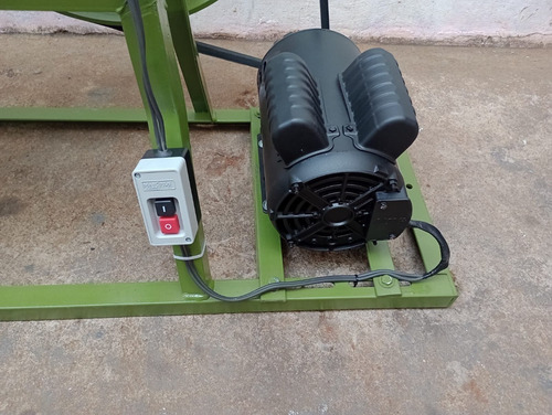 Engenho De Moer Cana Inox Motor Elétrico 1 Cv 127/220V