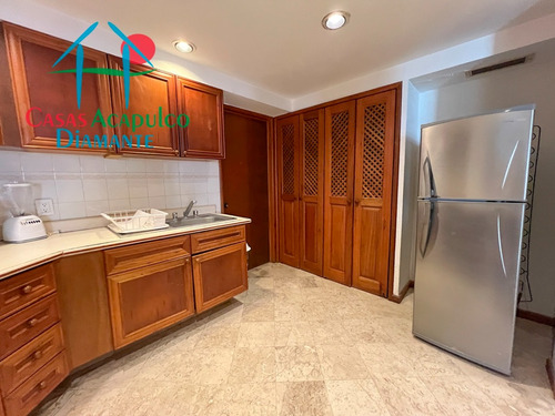 Cad Torre Uno 213. ¡frente Al Mar! Departamento En Playa Diamante Con Acceso Directo A La Playa
