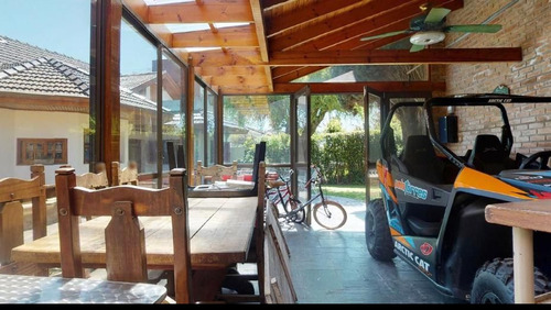 476 E/ 19 Y 20 - Casa En Alquiler Temporario (city Bell)