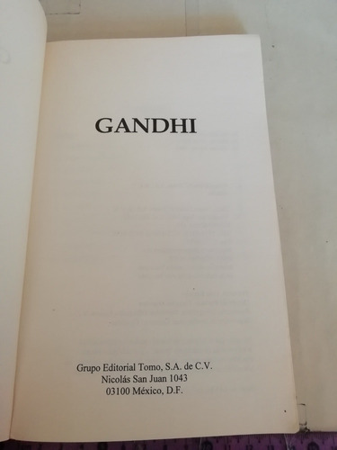 Gandhi Tomo (Usado)