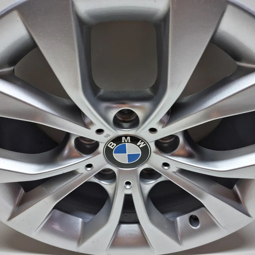 Roda Bmw X1 Sdrive Aro 17 ®5400 Unidade Avulsa Cor Prata